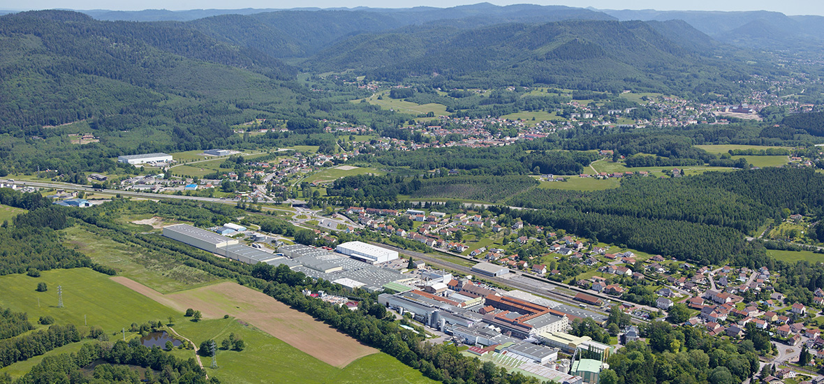 Vue aérienne des Papeteries de Clairefontaine